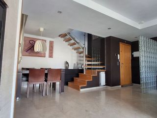 Duplex in Sant antoni 238. Amplio y luminoso dúplex en venta