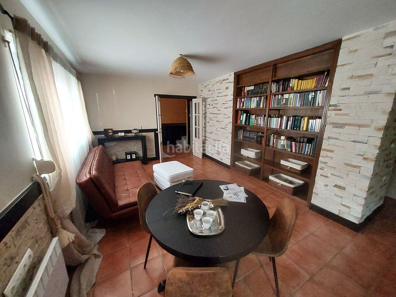 Foto ac236679-e390-49de-9e78-451899e4e03a. Casa a c. violetas 4 a Écija