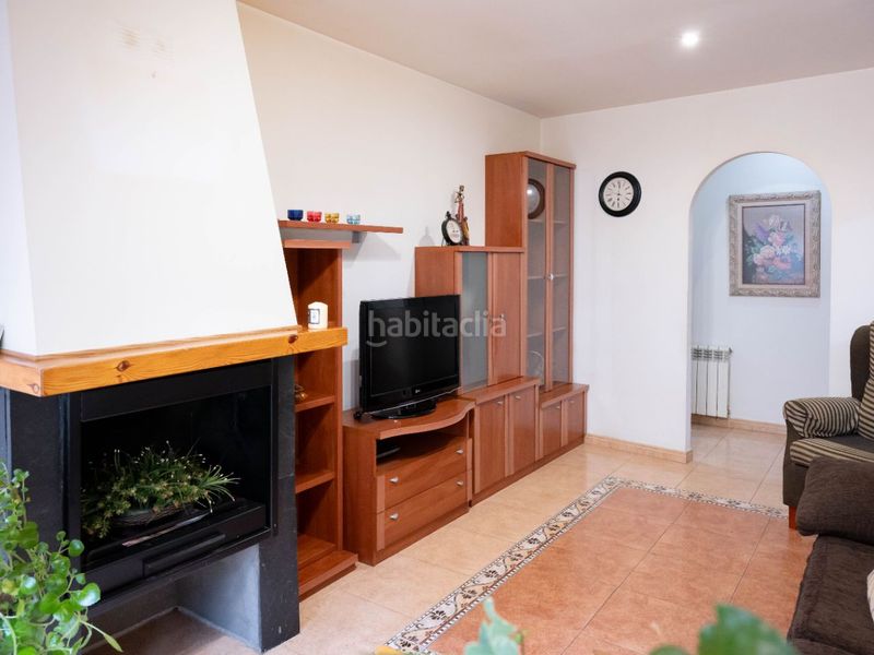 Foto 2fbd1d7a-6203-4edf-9e45-85de6f962599. Piso en carrer dr carles pol i aleu 38 pis exterior de 88 m² amb 3 habitacions, terrassa i ascensor a en Sort