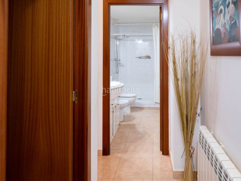 Foto 4d188985-008b-4dae-bad3-17c2e3a9d1e3. Piso en carrer dr carles pol i aleu 38 pis exterior de 88 m² amb 3 habitacions, terrassa i ascensor a en Sort