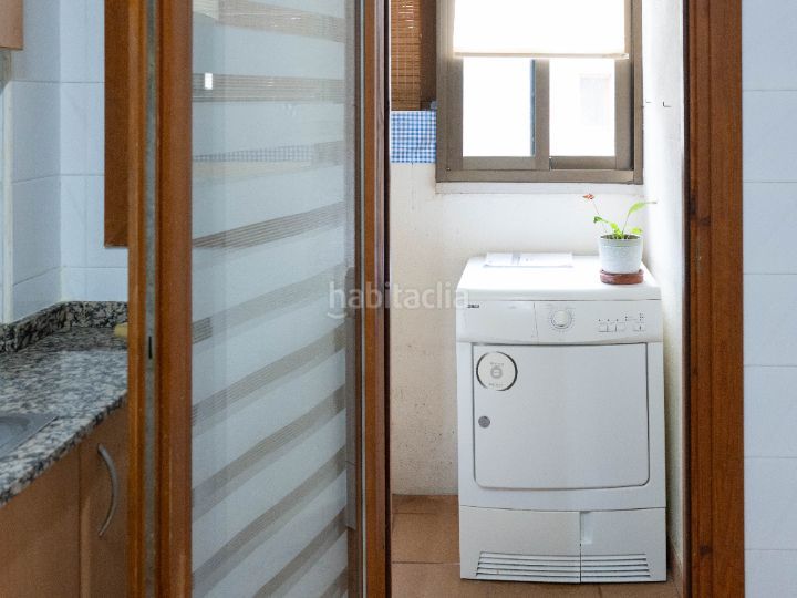Foto 57657275-bd70-41b6-9a35-a4bd0db4ac3c. Piso en carrer dr carles pol i aleu 38 pis exterior de 88 m² amb 3 habitacions, terrassa i ascensor a en Sort