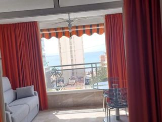Appartement à Avda. mediterráneo 25. Estudio en avenida del mediterráneo, playa de levante, benidorm