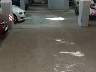 Affitto Posto auto in Carrer del valles  1. Plaza de garaje en poblenou