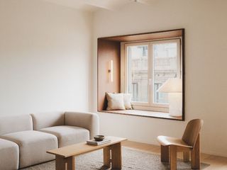 Pis a Fontanella 11. Exclusiva vivienda de diseño junto a plaça catalunya con reforma