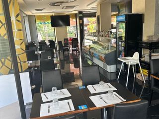 Traspaso Local Comercial en : avinguda del camí fondo 10. Restaurante equipado de 160 m² con terraza, dos fachadas y capac
