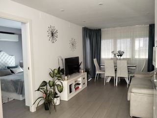 Lloguer Apartament a Avda pablo ruiz picasso 80. ??? piso de 3 habitaciones con terraza y p, cerca de la playa en