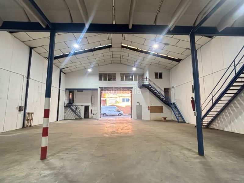 Foto 540f63b4-bf83-45d7-b1b4-dc5db19e111f. Alquiler nave industrial en málaga 12 nave alquiler 380 m2 junto salida autovía a2 en Sant Andreu de la Barca