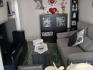 Piso en Plaça fiveller 16. Zona centro, a 5 minutos de la playa y a 4 minutos de la plaza s