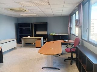 Affitto Ufficio in Av. de marià fortuny 83. Oficina al lado de los juzgados de reus - parking en el mismo ed