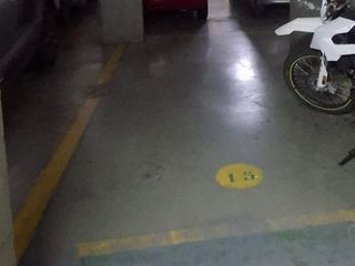 Alquiler Parking moto en Carrer de l'hostal 8. Plaza de parking para moto