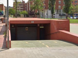 Affitto Posto auto in Carrer de l'ancianitat 80. Plazas cómodas y de fácil acceso.