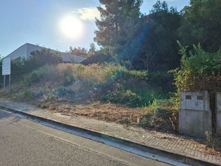 Terreno residencial en Carrer gran 39. Parcela en venta. construye la casa de tus sueños