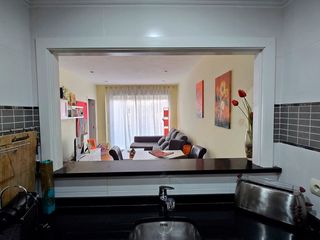 Appartement à Carrer de càlig 21. Piso moderno y totalmente amueblado con garaje y trastero en ben