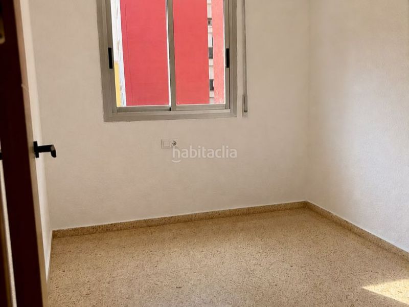 Foto 58a82f6b-95ee-43c1-b050-dbfe296e64c2. Piso en carrer cervantes 40 magnífico piso en calle cervantes en Burjassot