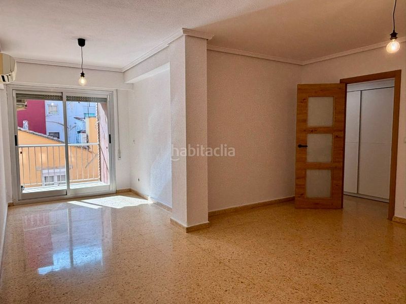 Foto 7b8986ef-01c2-4a56-accf-3f127df2b516. Piso en carrer cervantes 40 magnífico piso en calle cervantes en Burjassot