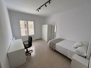 Lloguer Pis a Gran passeig de ronda 149. Piso reformado para 4 estudiantes · centro de lleida · cerca de