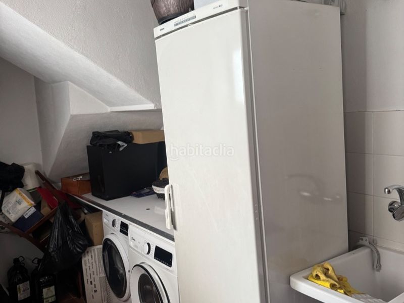 Foto 7dd7c9ee-b96c-40c0-905c-55f07bc93f20. Casa adossada a calle pascal 26 a San Miguel Armilla