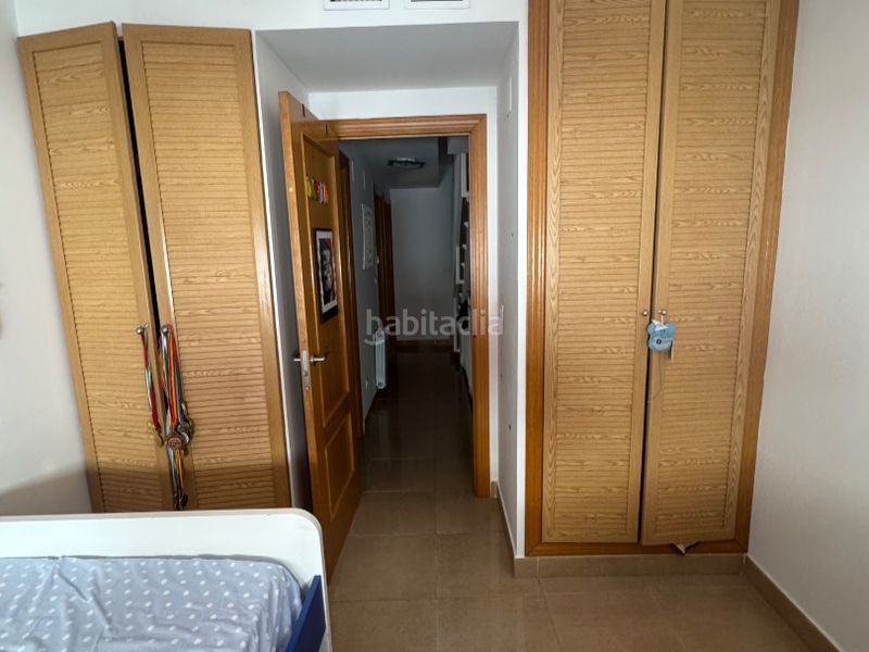 Foto cfe3ddb7-dc97-44e3-ae35-006d5b514f54. Casa adossada a calle pascal 26 a San Miguel Armilla