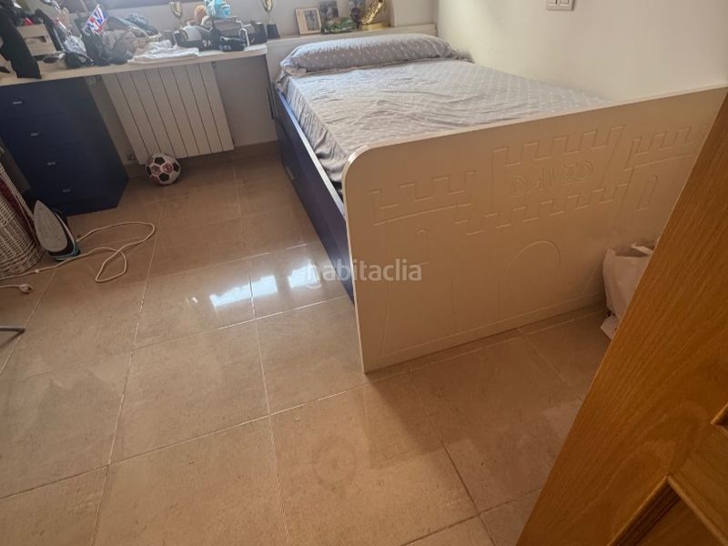 Foto e0b123e0-91e1-4f21-ad0e-d9a55cd57fe7. Casa adossada a calle pascal 26 a San Miguel Armilla