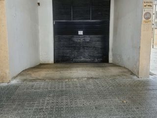 Aparcament cotxe a L’aigua 167. Plaza de paquing 9m2