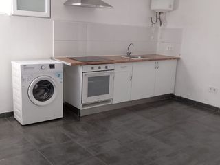 Miete Dachwohnung in Pau alsina s/n. Piso en alquiler