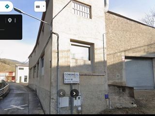 Affitto Capannone industriale in Pi pla del roser 0. Nau industrial 400m2 repartit en dues plantes