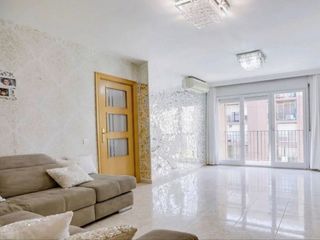 Pis a Tiana 2. Fantastico piso en barcelona