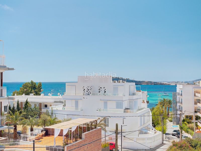 Foto 4a8c4117-d56f-4722-9018-755a099c39de. Àtic a calle benirras 11 a Marina Botafoc-Talamanca Ibiza
