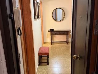 Flat in Santa joana d’arc  32. Piso bien comunicado y buena zona en horta.