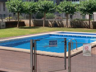 Pis a Carrer joanot martorell 18. Piso con piscina en vila-real