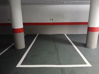 Lloguer Aparcament cotxe a Verdi 50. En el centro de gracia plaza de parquin a estrenar