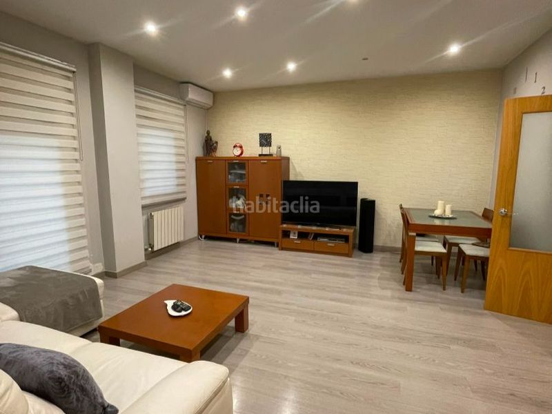Etagenwohnung in carrer sant isidre 90 in Pallejà