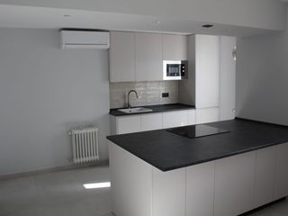 Piso en Calle reina mercedes  3. Magnífica vivienda totalmente reformada situada en calle reina m