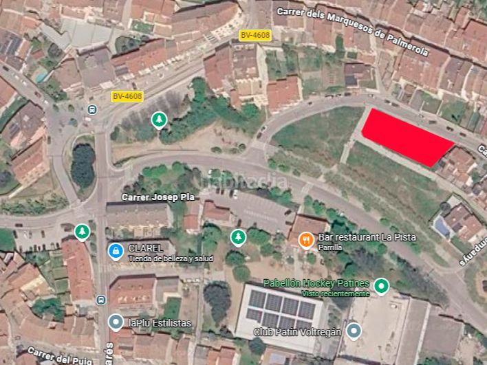 Foto b2c2bb72-9726-4fc5-bd54-9296c57e8ed6. Terreny residencial a carrer del president lluís companys 15 a Sant Hipòlit de Voltregà