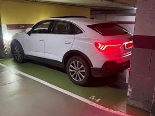 Lloguer Aparcament cotxe a Travessera corts 264. Parking coche mediano + bici/moto