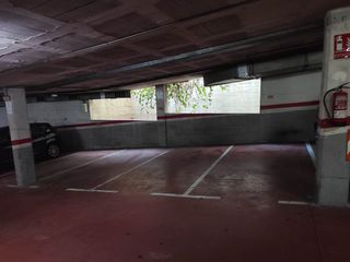 Lloguer Aparcament cotxe a Av. gran vía de les corts catalanes 162. Magníficas plazas de parking al lado edificio de tráfico (la cam