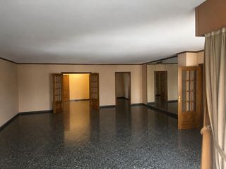 Pis a Plaza españa  1. Exclusiva propiedad señorial de 250 m² en plaza españa