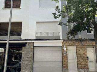 Casa in Candi bayes  33. Es ven magnífica casa a vic,