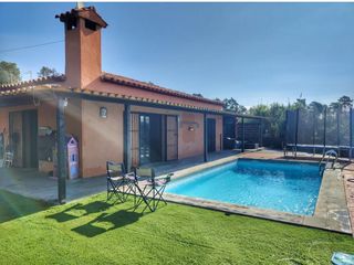Maison à Mar cantàbric  1. Magnífico chalet con piscina y vistas al mar