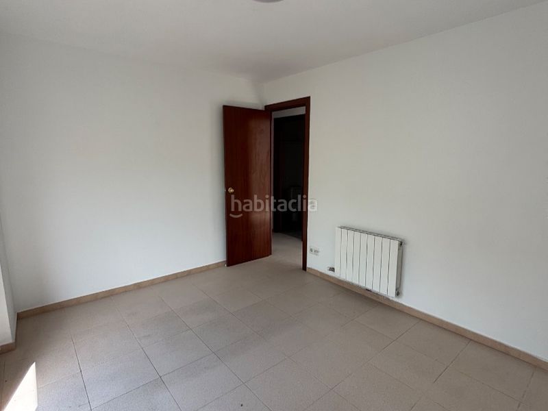 Foto fa86d0c2-f59c-4cb1-a70b-4258fdc3f428. Pis a passeig andalusia 17 a Franqueses del Vallès (Les)
