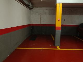 Location Parking voiture à Av.306 3. Garaje castelldefels