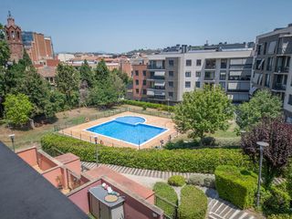 Casa adossada a Calle palla 28. Chalet adosado en venta en calle de la palla