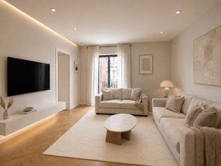 Flat in Carrer de sant miquel 28. Piso luminoso en la playa con reforma incluida