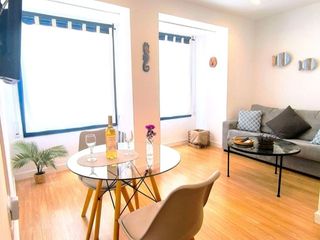 Miete Appartement in Carrer de sant pere 38. Alquiler vacacional y de temporada en tarragona — barrio del ser