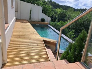Haus in Veinat lio 1. Casa a estrenar davant de l'estany de banyoles