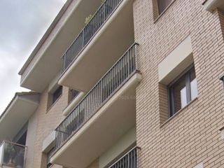 Zweistöckige Wohnung in Carrer comte oliba 42. Duplex seminuevo 170 m2
