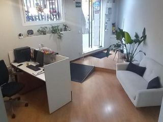 Traspàs Local Comercial a Carrer de giroa 163. ¡oportunidad única de traspaso en el eixample! local de 110 m²