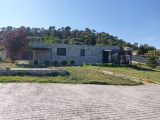 Casa in Les clotes 16. Casa con parcela de 900 m²: tranquilidad, naturaleza y gran pote