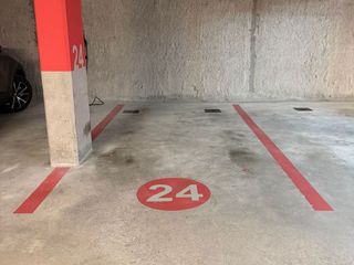 Miete Autoparkplatz in Comerç 6. Plaza parking