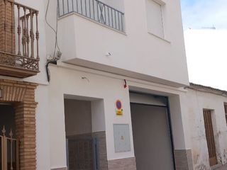 Reihenhaus in Parroco domingo perez 25. Casa a estrenar